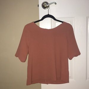 • blush pink scalloped top •